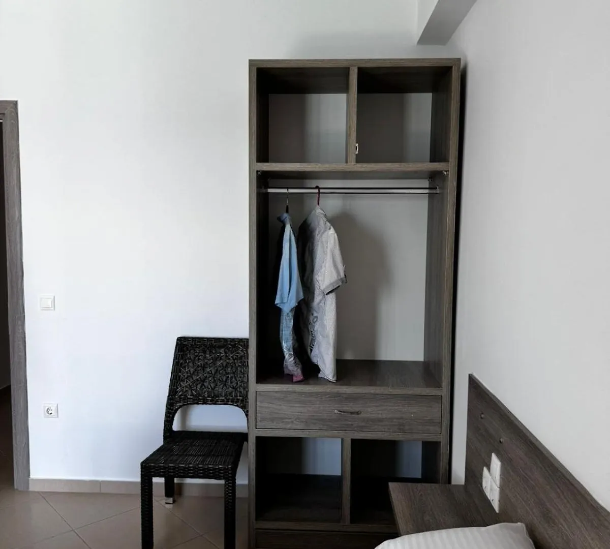 Marysrooms Himare Albania
