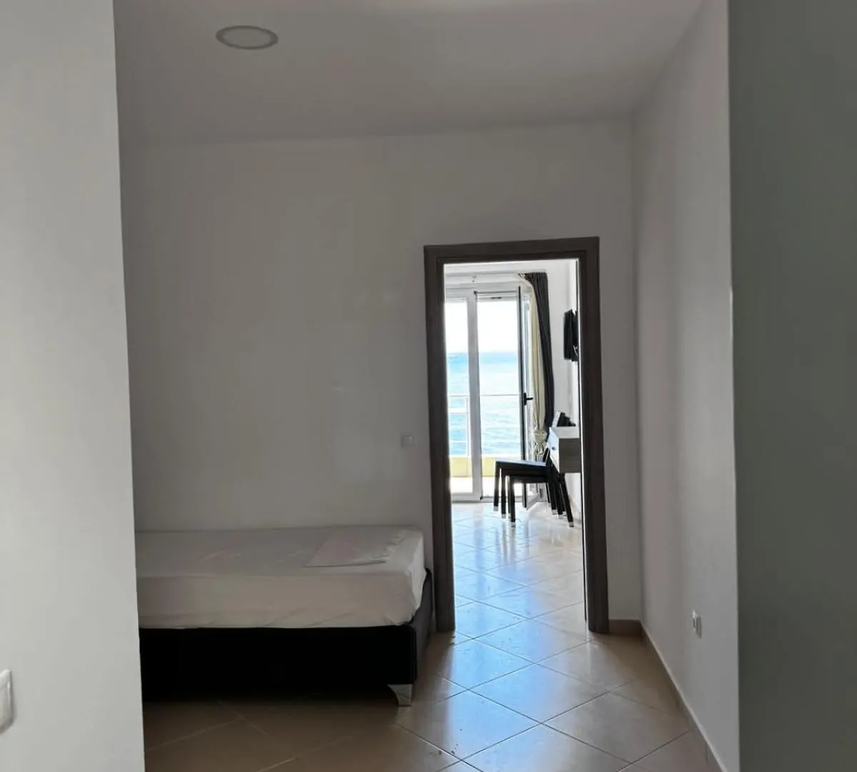 Marysrooms Himarë